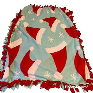 Santa Hat No-Sew Throw 37x55
